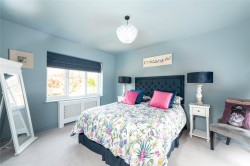 Images for Kestrel Way, Watermead, HP19