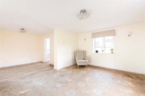 Click the photo for more details of Churchway, Haddenham, HP17