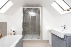 Images for Berryfields Gated Road, Quarrendon, HP22
