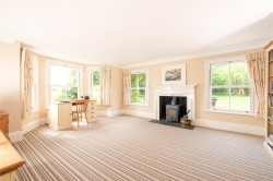 Images for Berryfields Gated Road, Quarrendon, HP22