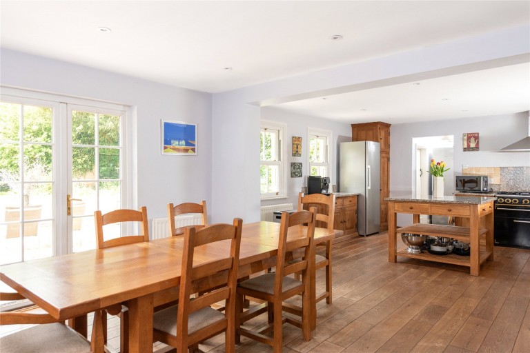 Images for Berryfields Gated Road, Quarrendon, HP22