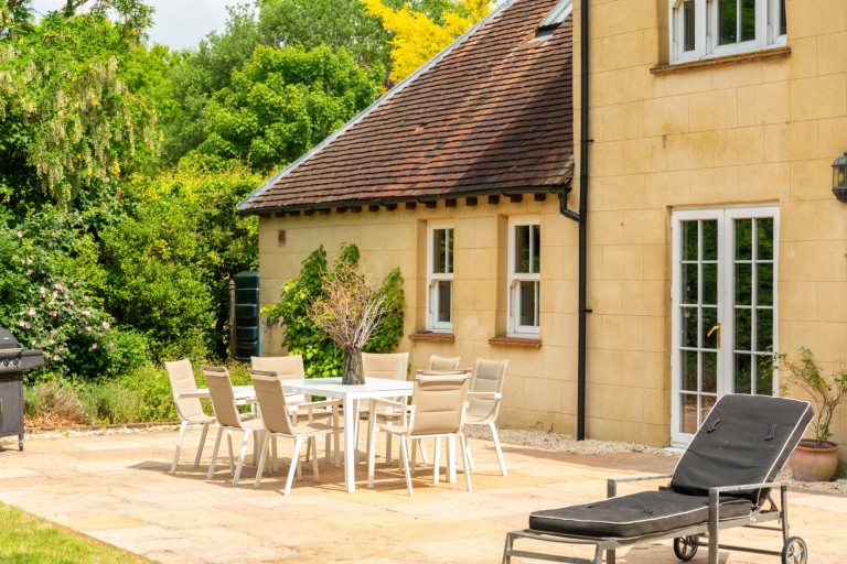 Images for Berryfields Gated Road, Quarrendon, HP22