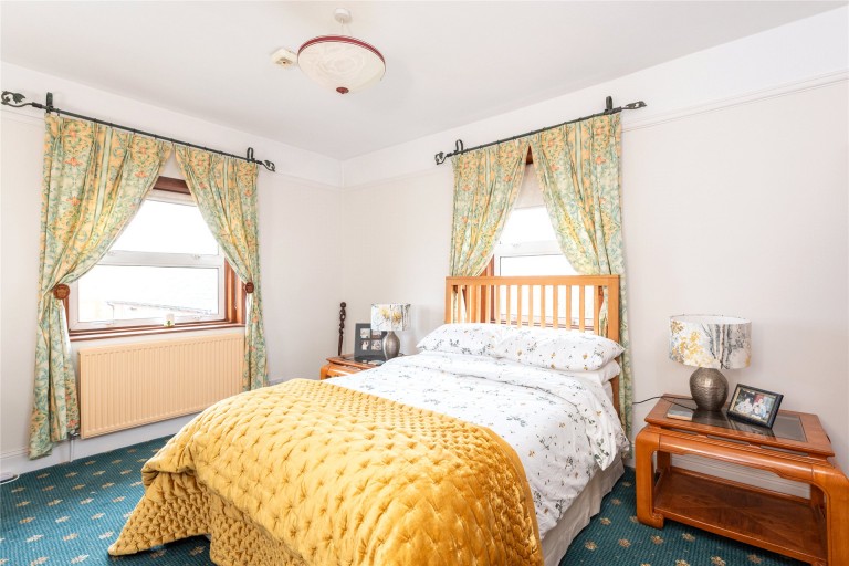 Images for Bury Farm Close, Slapton, LU7