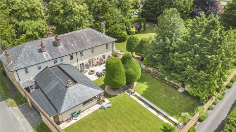 Click the photo for more details of Churchway, Haddenham, HP17