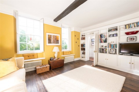 Click the photo for more details of Dry Leys Farm, Quainton, HP22