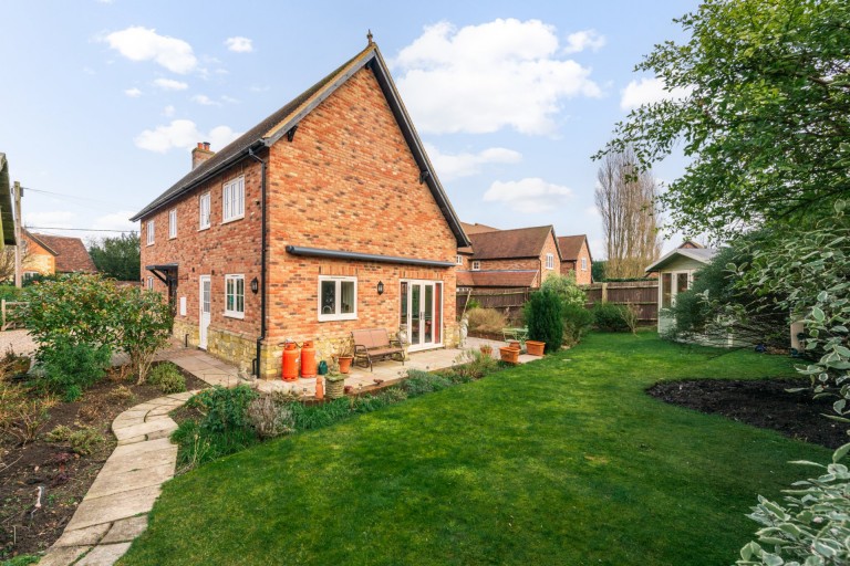 Images for Church Lane, Oving, HP22