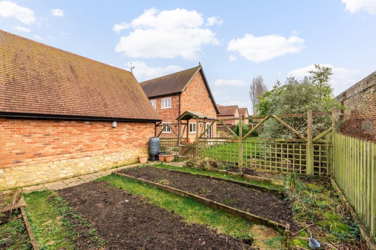 Images for Church Lane, Oving, HP22
