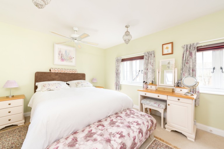 Images for Church Lane, Oving, HP22