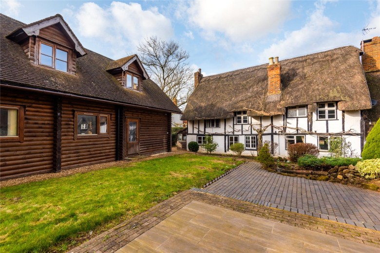 Click the photo for more details of Southcott Village, Leighton Buzzard, LU7