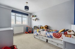 Images for Cromhamstone, Stone, HP17