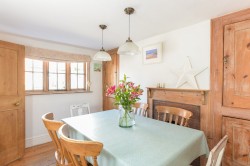 Images for High Street, Weedon, HP22