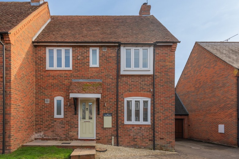 Click the photo for more details of Rickyard Close, Whitchurch, HP22