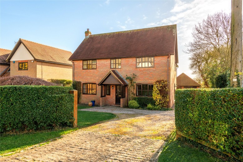 Click the photo for more details of East End, Weedon, HP22