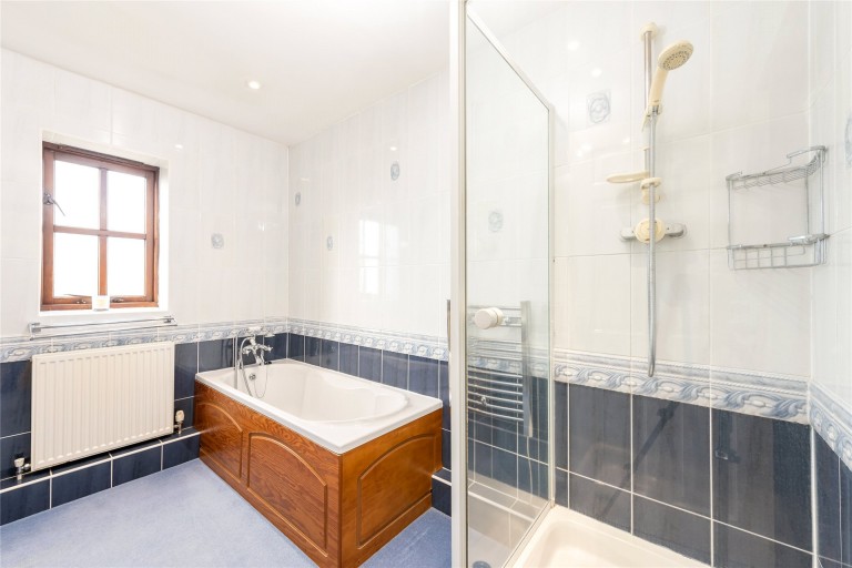 Images for East End, Weedon, HP22