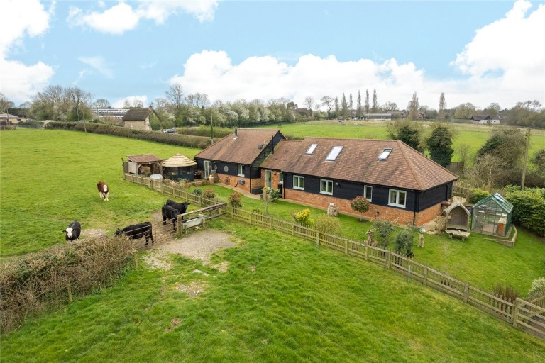 Images for North Marston Lane, Whitchurch, HP22