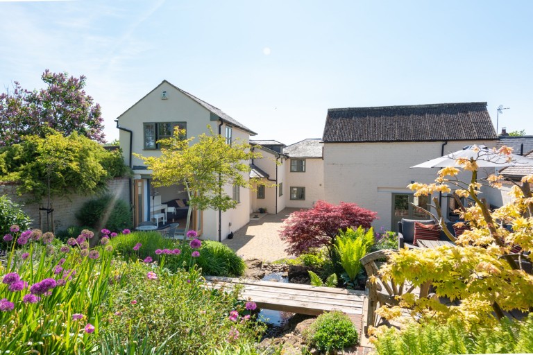 Images for High Street, Dinton, HP17
