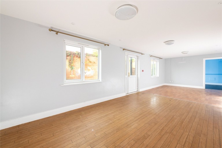Images for Jenkins Court, Dark Lane, HP22
