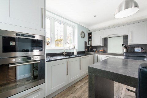 Click the photo for more details of Broughton Avenue, Aylesbury, HP20