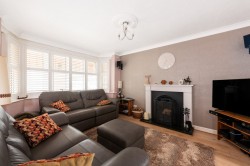 Images for Broughton Avenue, Aylesbury, HP20