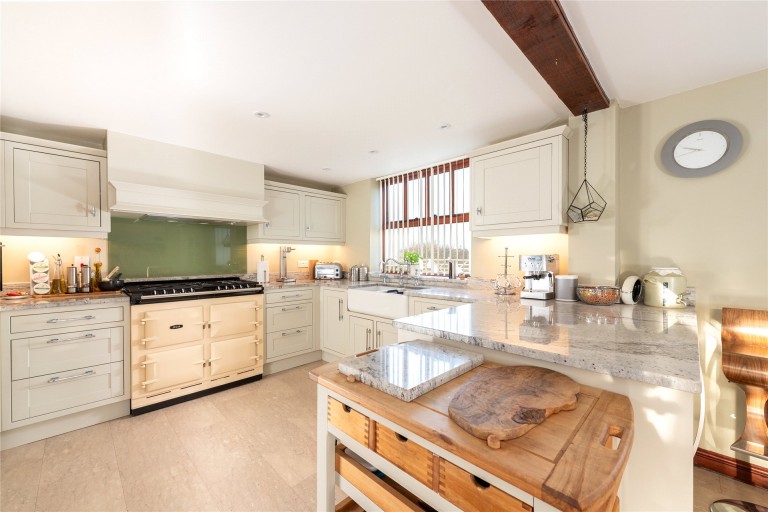 Images for Buckingham Road, Weedon, HP22