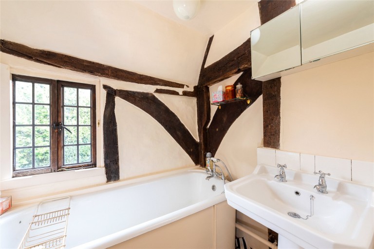 Images for Holly Tree Lane, Cuddington, HP18