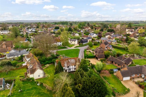 Click the photo for more details of Holly Tree Lane, Cuddington, HP18