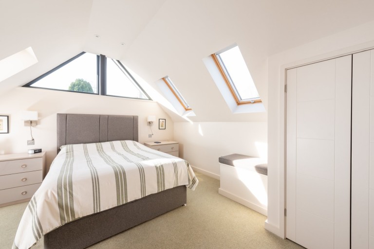 Images for Frog Lane, Cuddington, HP18