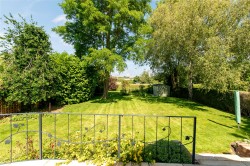 Images for Frog Lane, Cuddington, HP18