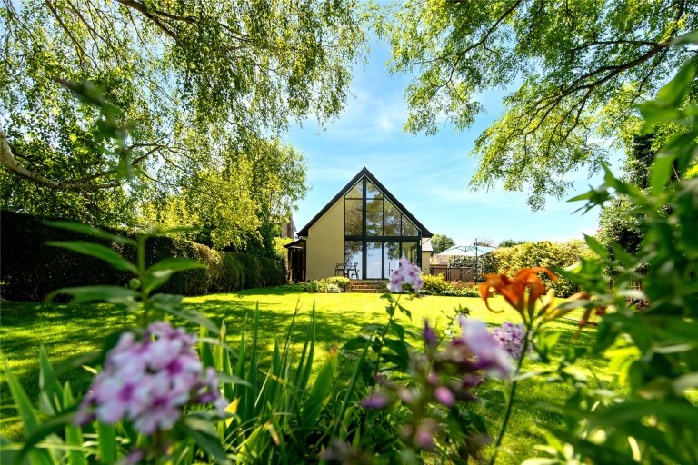 Images for Frog Lane, Cuddington, HP18