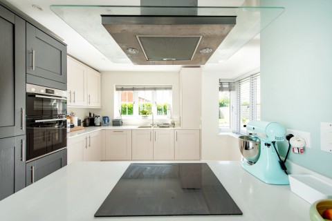 Click the photo for more details of Fairfield Close, Haddenham, HP17