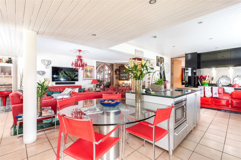 Images for White Hart Lane, Haddenham, HP17