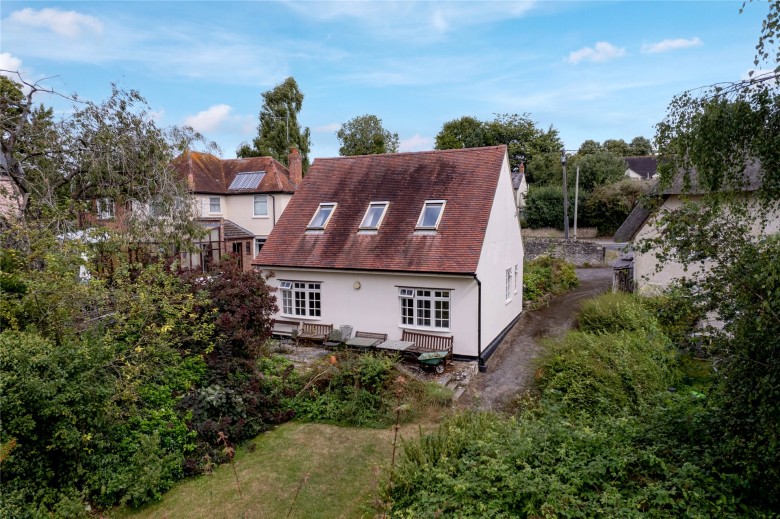 Click the photo for more details of Bicester Road, Long Crendon, HP18