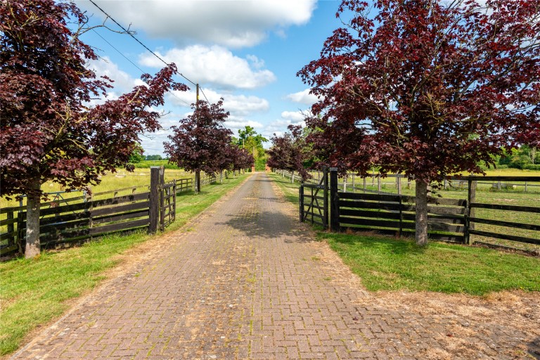 Images for Kingswood, Aylesbury, HP18