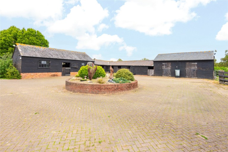 Images for Kingswood, Aylesbury, HP18