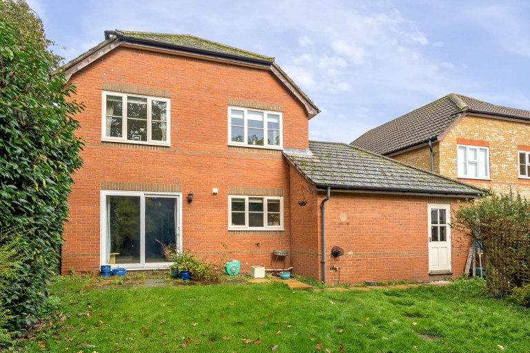 Images for The Meadows, Whitchurch, HP22