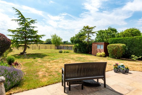 Click the photo for more details of Aylesbury Road, Bierton, HP22