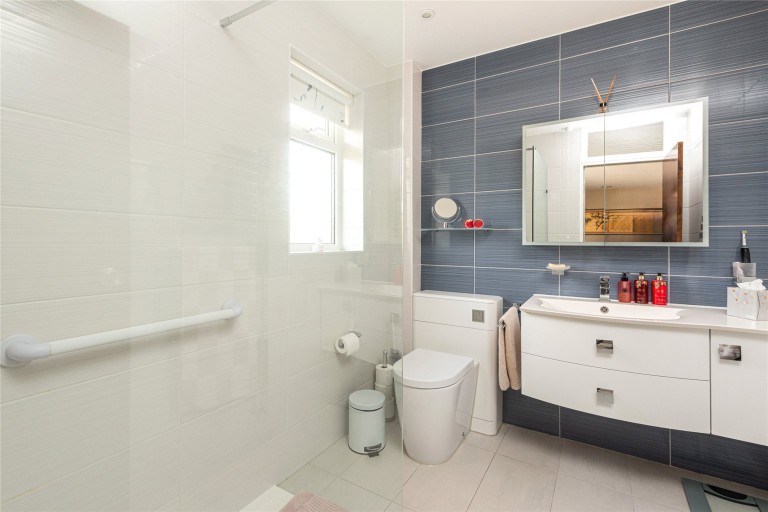 Images for Aylesbury Road, Bierton, HP22