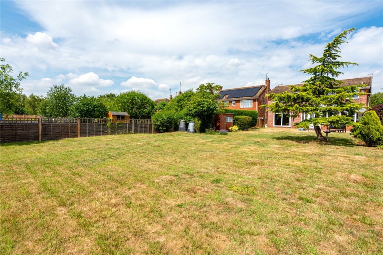 Images for Aylesbury Road, Bierton, HP22