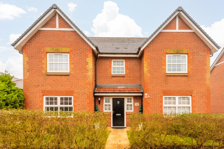 Images for Friendship Lane, Wing, LU7