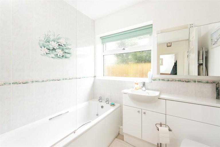 Images for New Road, Dinton, HP17