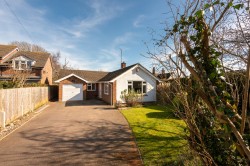 Images for New Road, Dinton, HP17