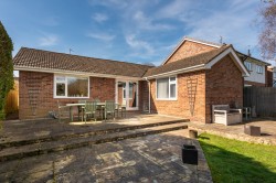 Images for New Road, Dinton, HP17
