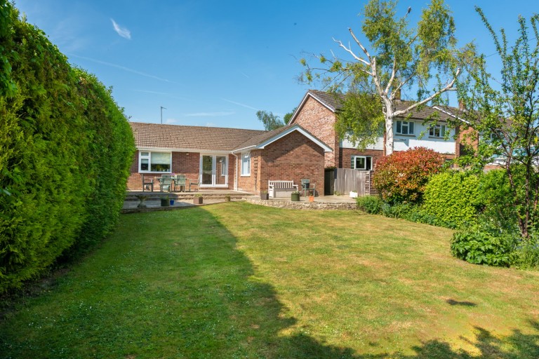 Images for New Road, Dinton, HP17