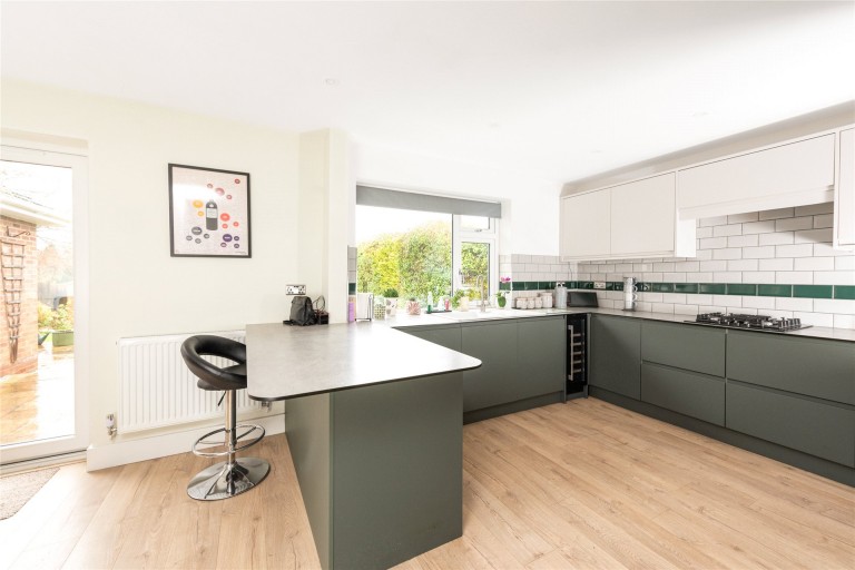 Images for New Road, Dinton, HP17