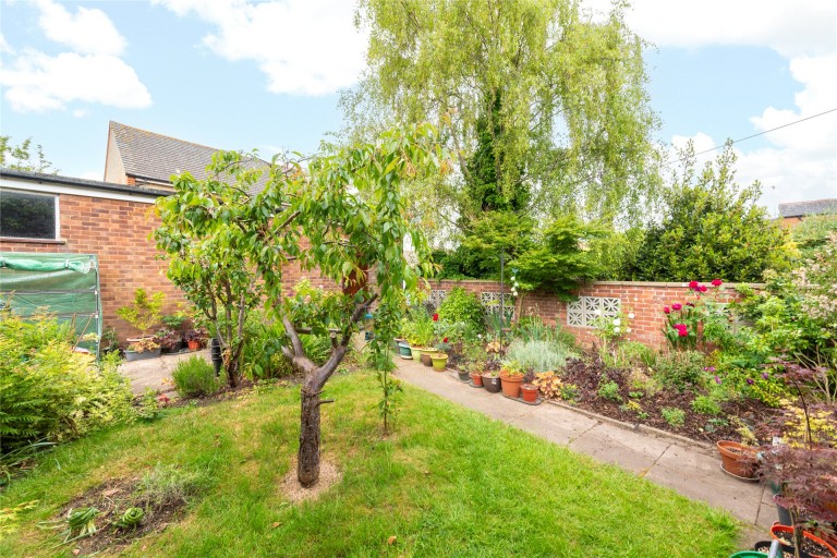 Images for Walton Road, Aylesbury, HP21