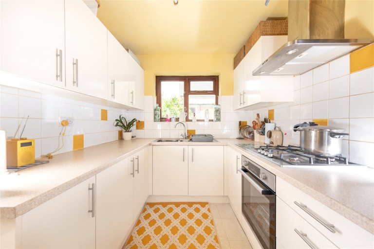 Images for Walton Road, Aylesbury, HP21