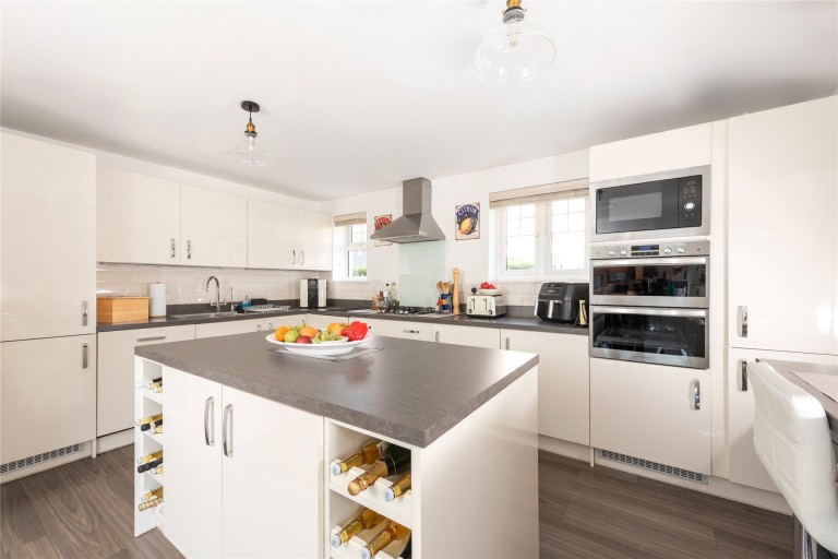 Images for Clerk Street, Broughton, HP22