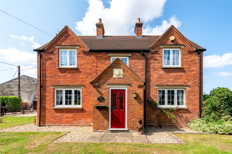 Images for Buckingham Road, Weedon, HP22