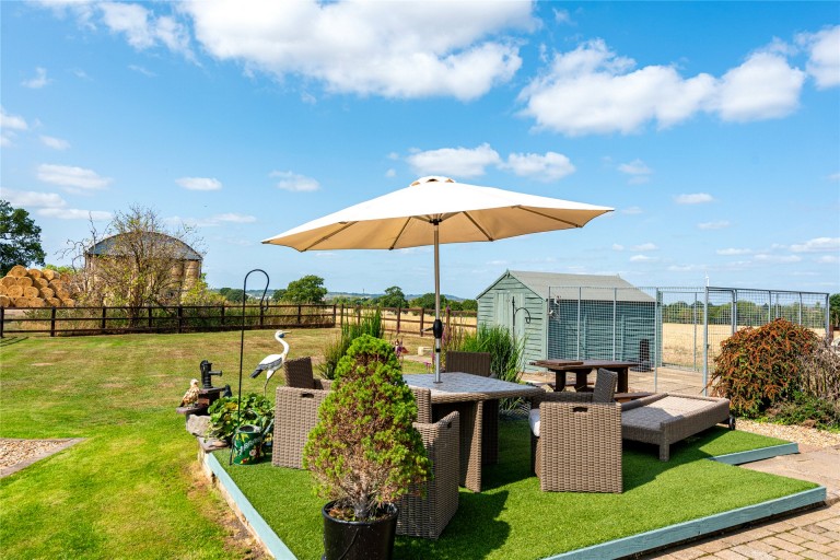 Images for Buckingham Road, Weedon, HP22