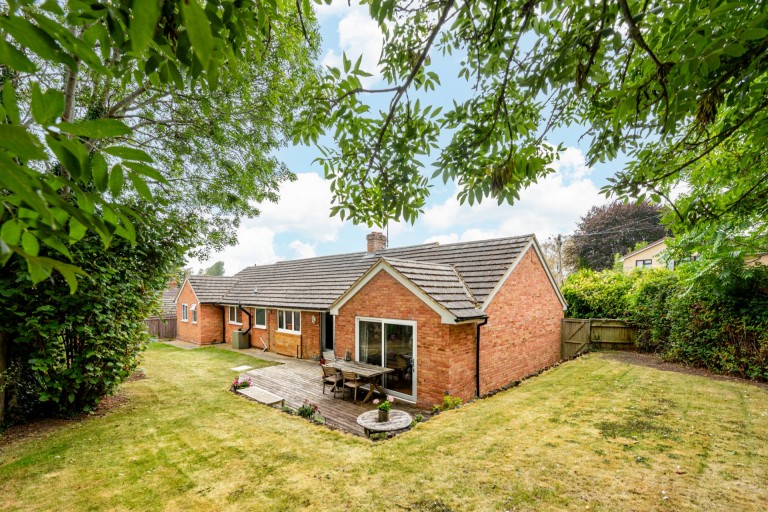 Images for Elm Brook Close, Chearsley, HP18